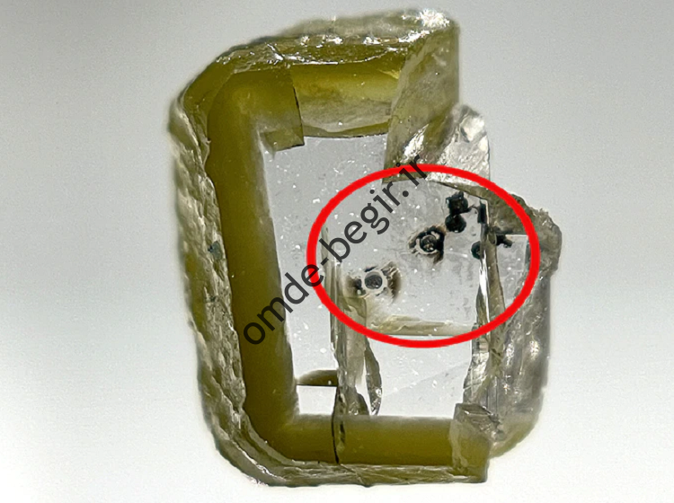 (تصویر) کشف مواد معدنی جدید از دل الماس